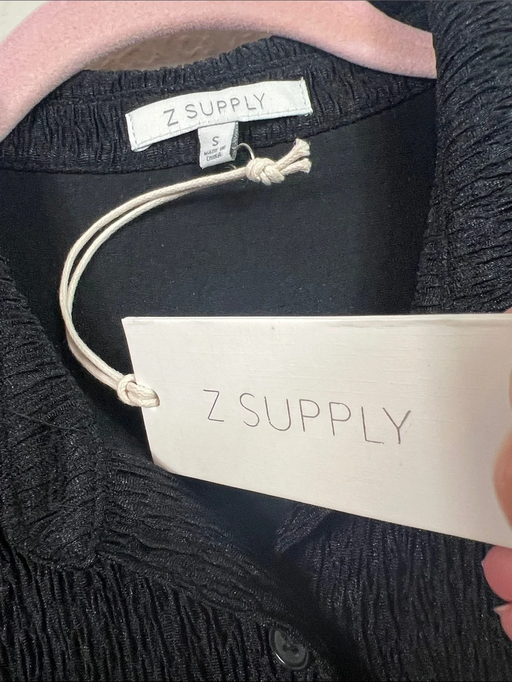 Z Supply NWT Lyrical Crinkle Knit Button Front Long Sleeve black Blouse Small - Picture 3 of 6